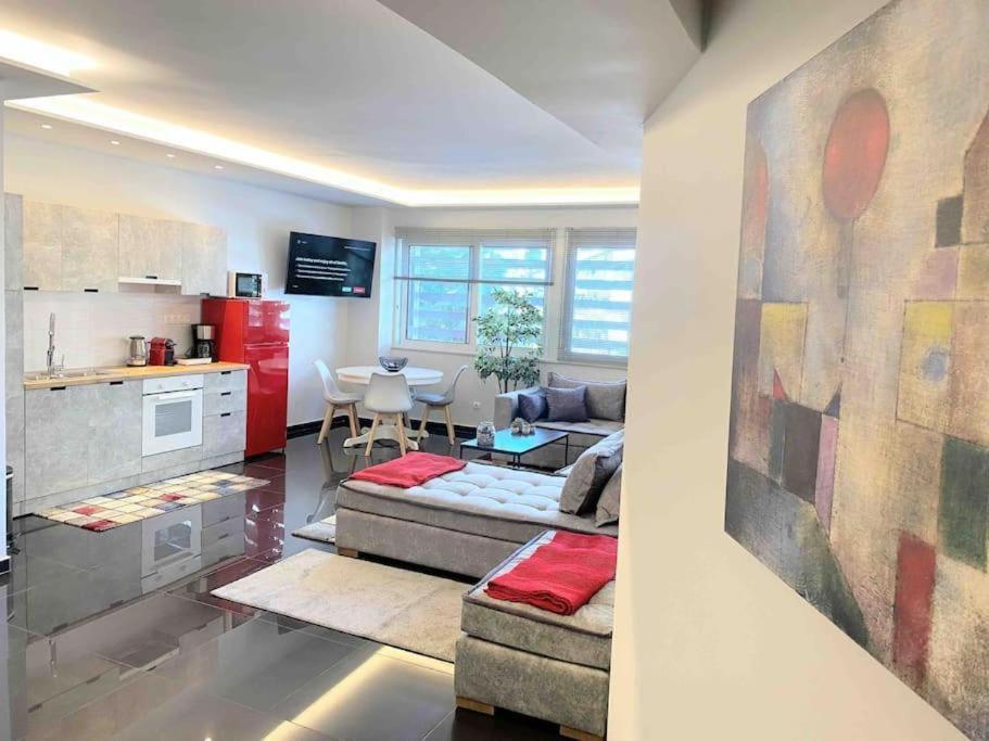 New Amazinglarge Luxury 4Br Suite/1Min Toacropolis Афіни Екстер'єр фото